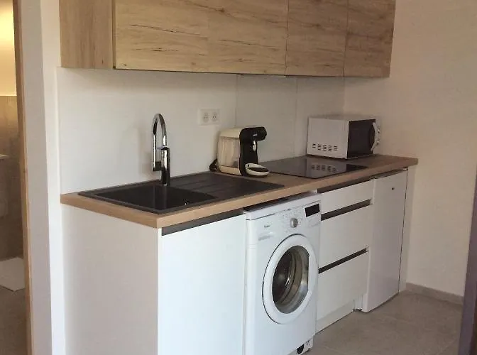 A 2 Min Des Plages アパート *